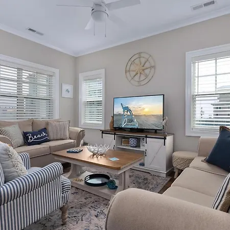 Residence 201N At The Sandcastle Condominiums